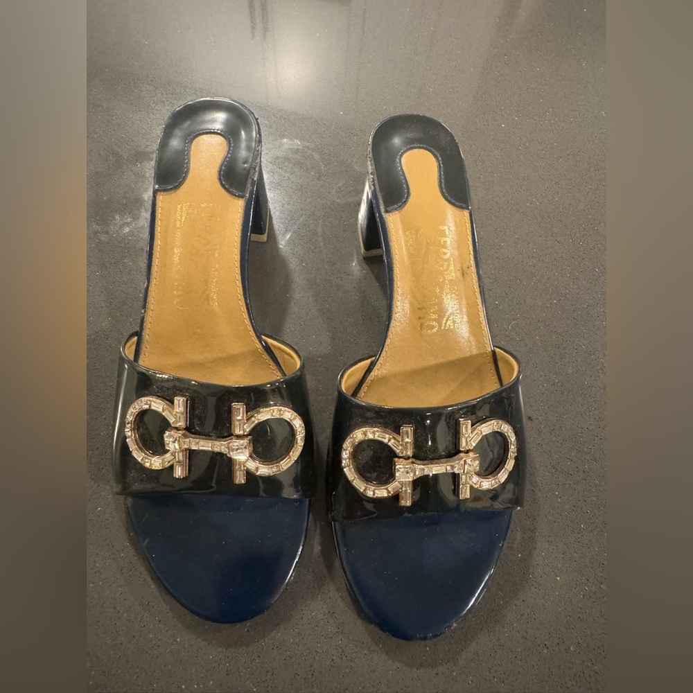 Salvatore Ferragamo Navy patent Leather heels
